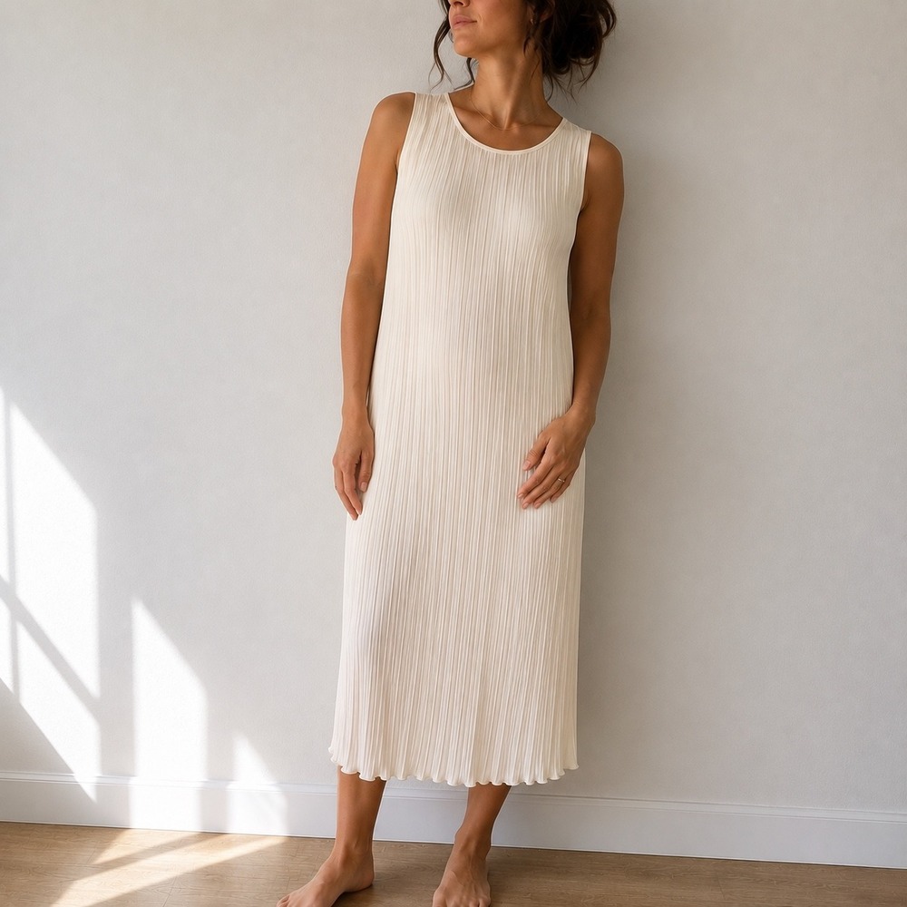 Soon Maternity Michelle White Pleat Feeding Dress XS Nutsing Minimalist Chic